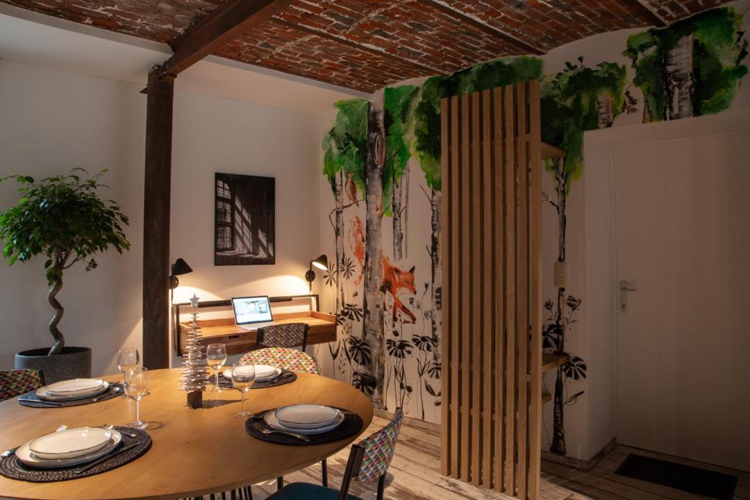 Le Relais De La Posterie Guest House Жамблу Екстериор снимка