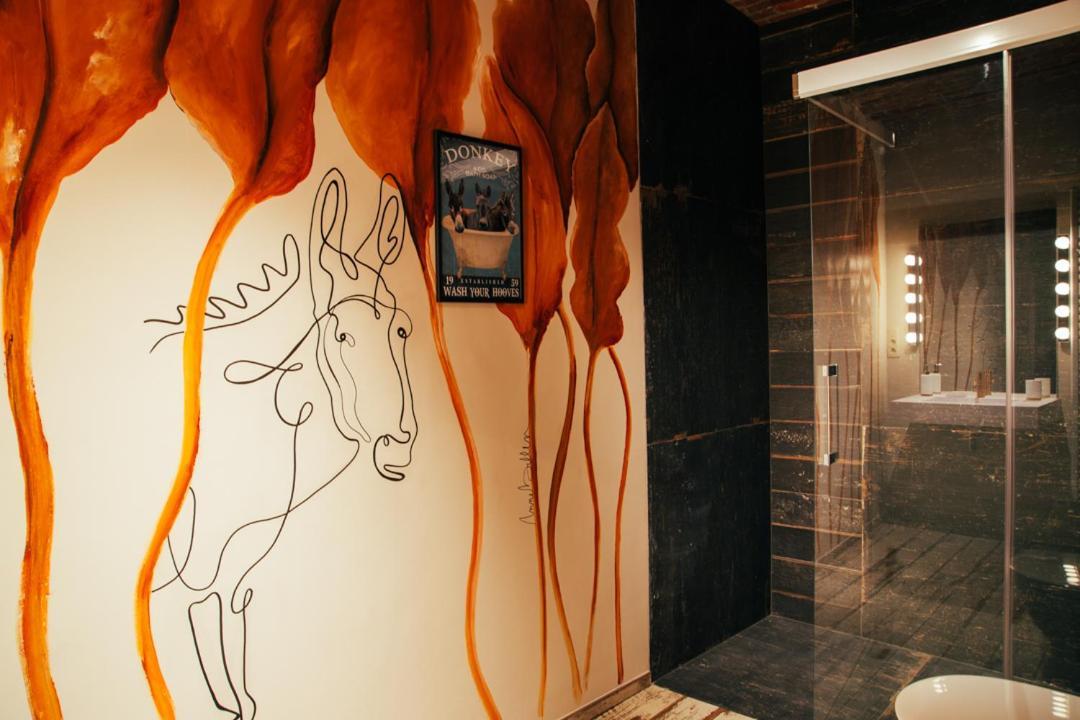 Le Relais De La Posterie Guest House Жамблу Екстериор снимка